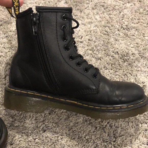 Dr. Martens Delaney Boot - Picture 9 of 9